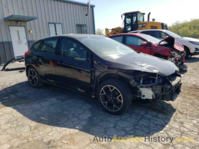 FORD FOCUS SE, 1FADP3K28DL231445