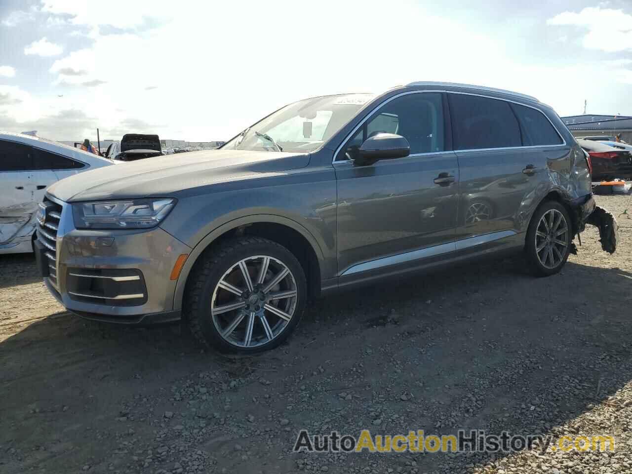 AUDI Q7 PRESTIGE, WA1VAAF76HD001097