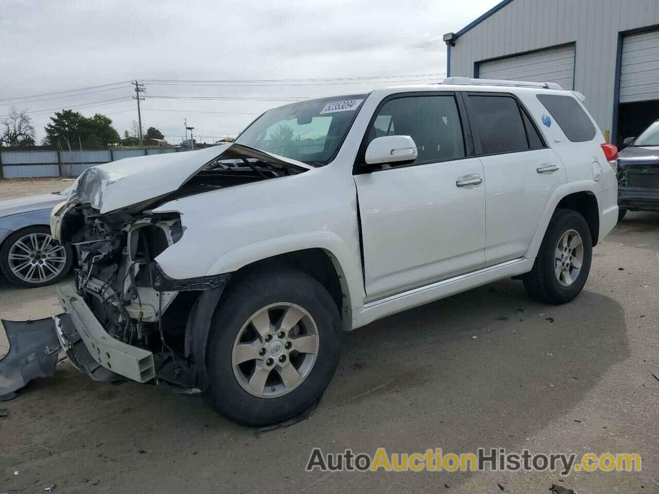 TOYOTA 4RUNNER SR5, JTEZU5JR8B5022609