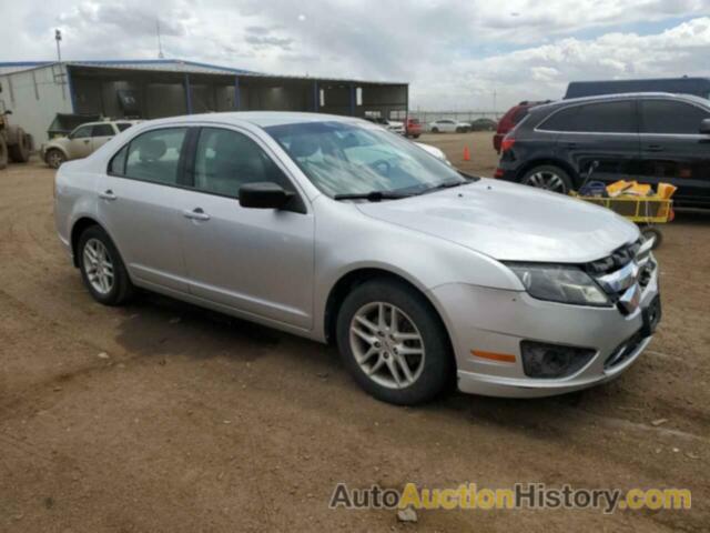 FORD FUSION S, 3FAHP0GA2CR148531