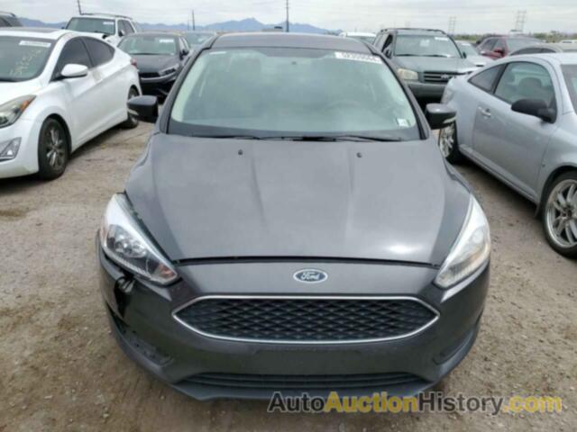 FORD FOCUS SE, 1FADP3F25HL315545