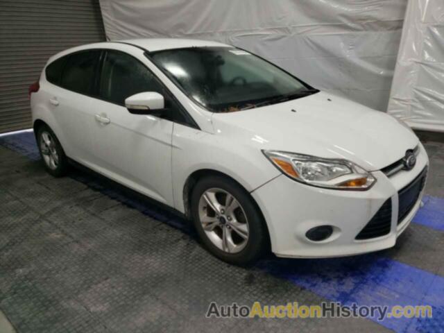 FORD FOCUS SE, 1FADP3K28EL277293