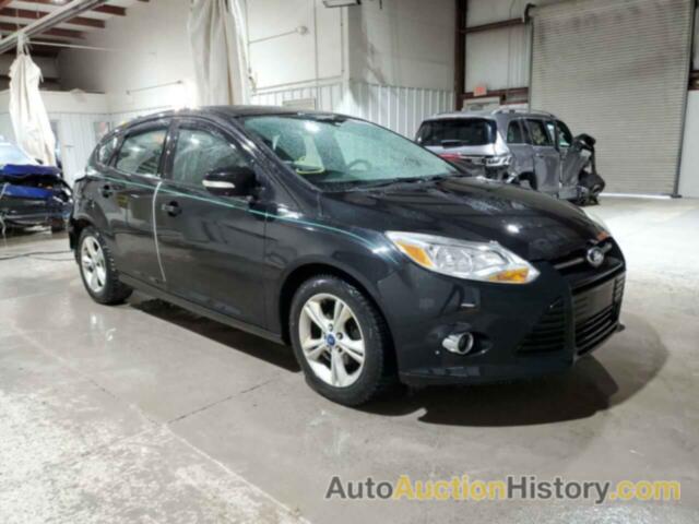 FORD FOCUS SE, 1FAHP3K21CL399850