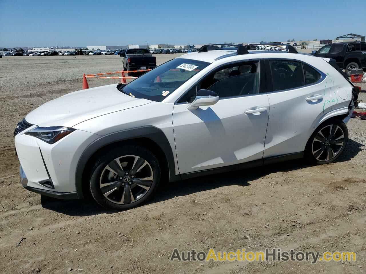 LEXUS UX 200 BAS 200 BASE, JTHX3JBH7N2055344