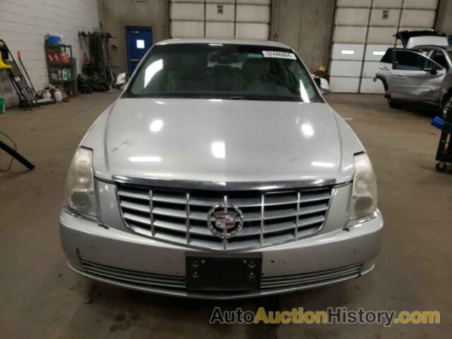 CADILLAC DTS PREMIUM COLLECTION, 1G6KH5E61BU124983