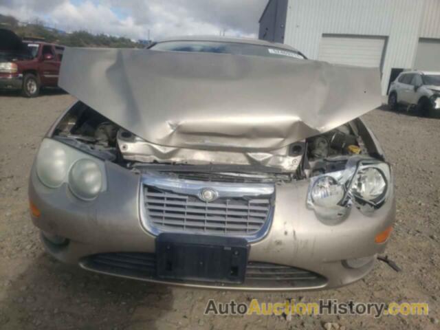 CHRYSLER 300, 2C3HE66G22H293608