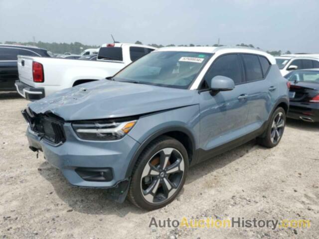 VOLVO XC40 T4 MOMENTUM, YV4AC2HK7M2414073