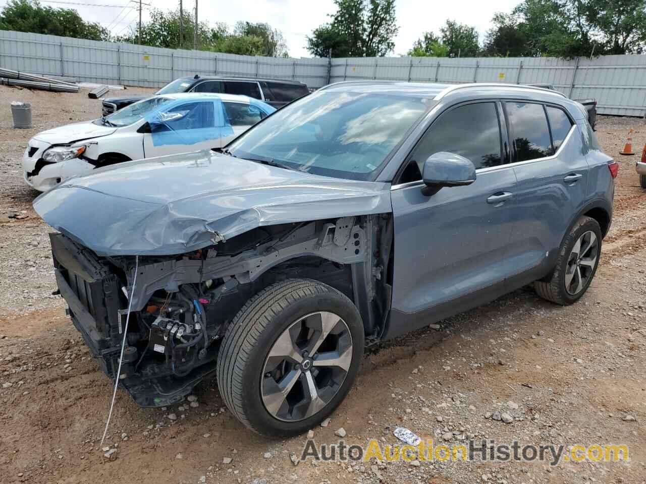 VOLVO XC40 PLUS PLUS, YV4L12UNXP2928311