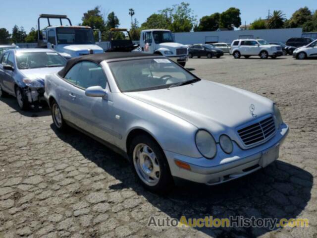 MERCEDES-BENZ CLK-CLASS 320, WDBLK65G3XT020914