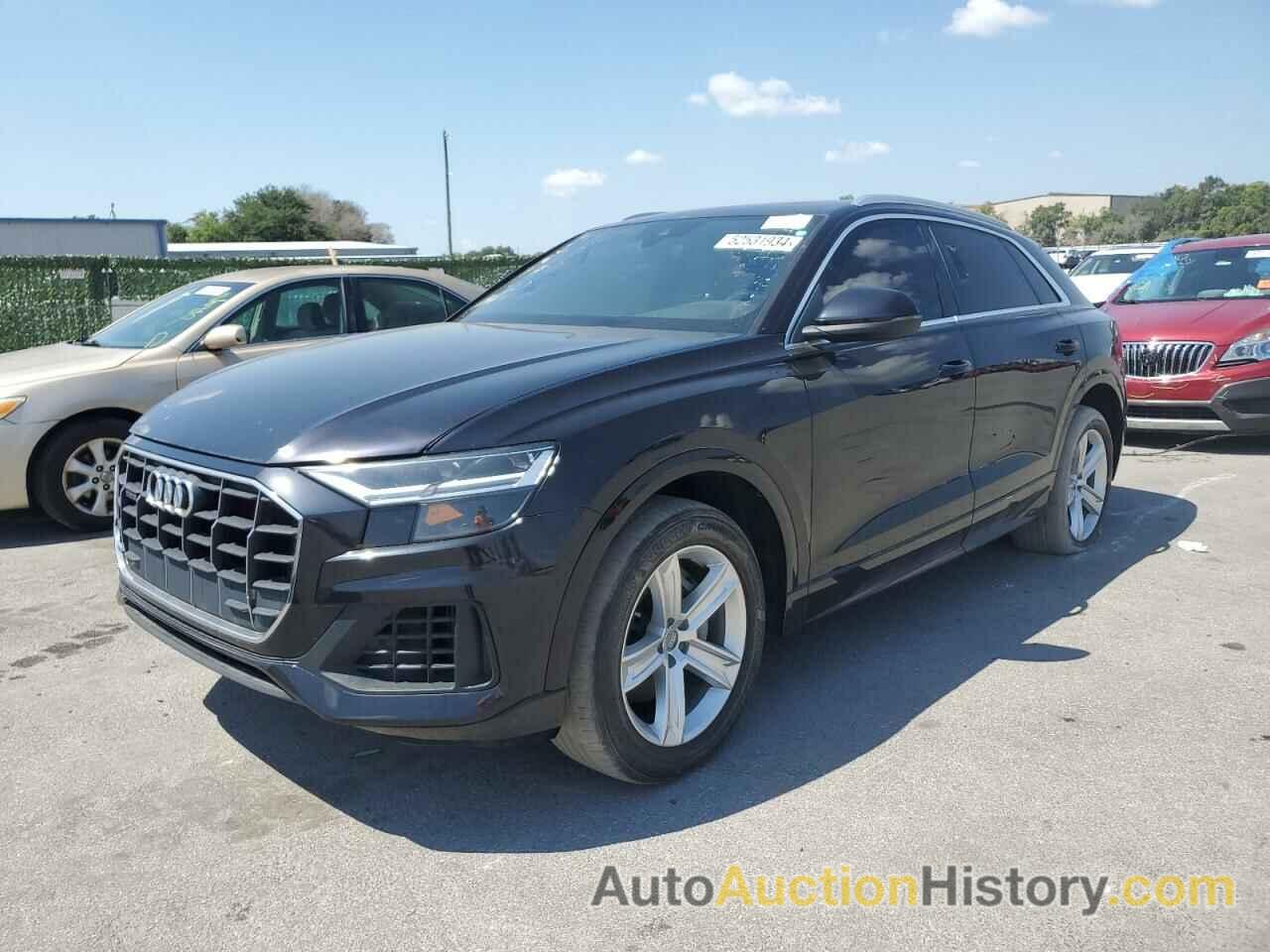 AUDI Q8 PREMIUM, WA1AVAF19KD019857