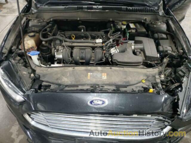 FORD FUSION SE, 3FA6P0H72FR215157