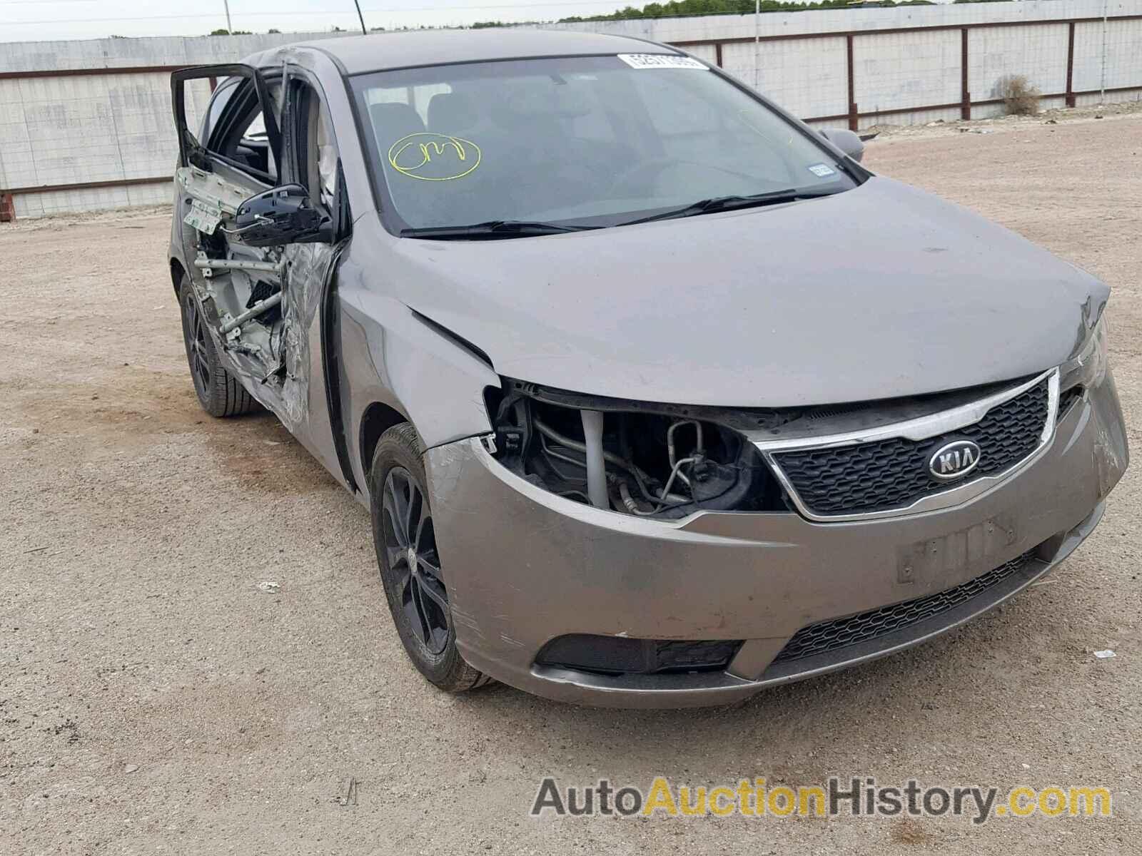 2011 KIA FORTE EX EX, KNAFU5A21B5379931