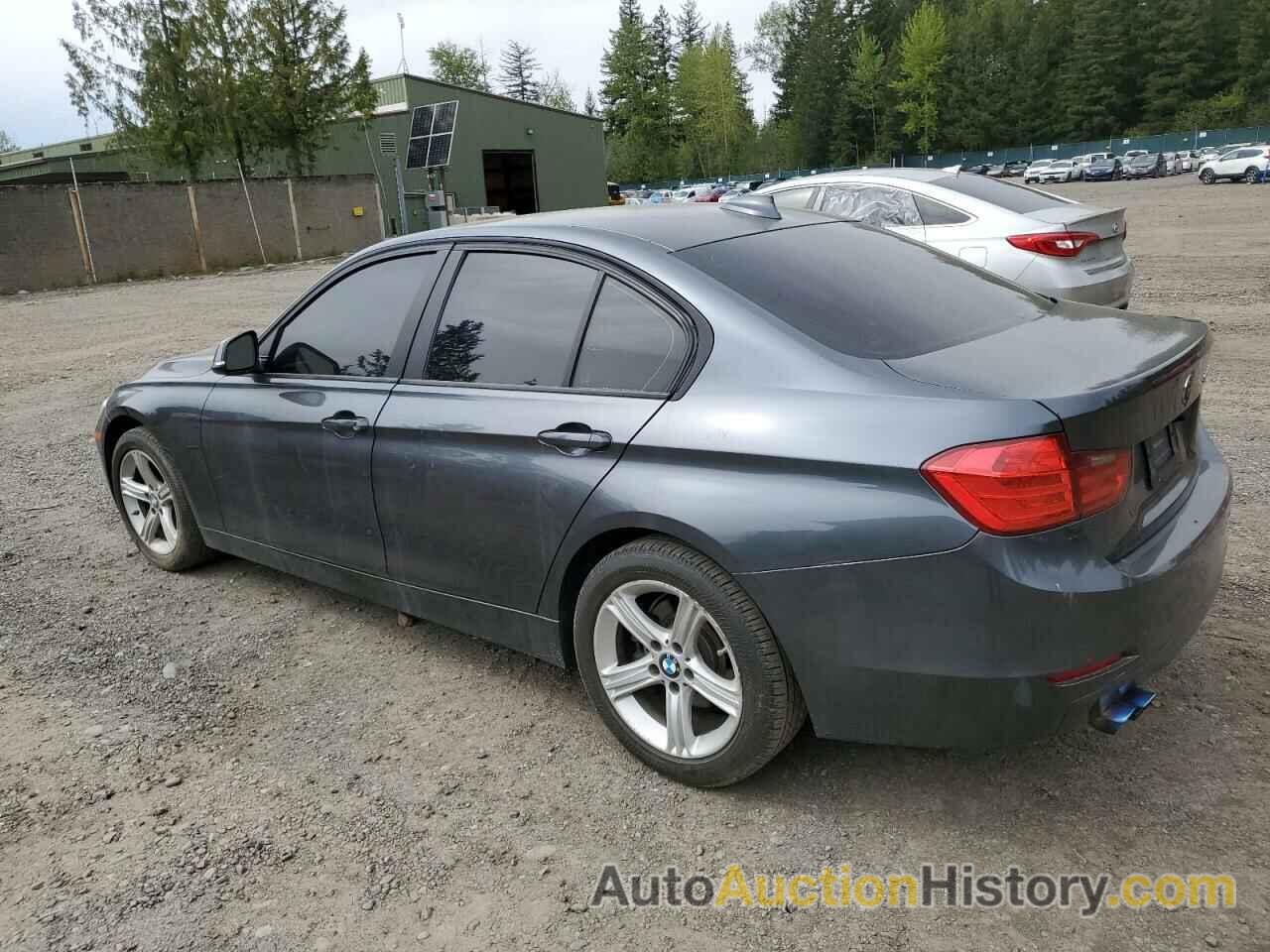 BMW 3 SERIES I, WBA3A5G53CNP16016