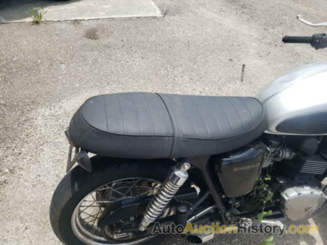 TRIUMPH CAR BONNEVILLE, SMT900K158T319242