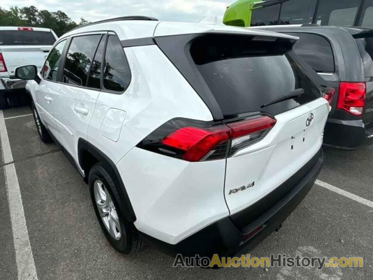 TOYOTA RAV4 XLE, 2T3P1RFV9MC142840