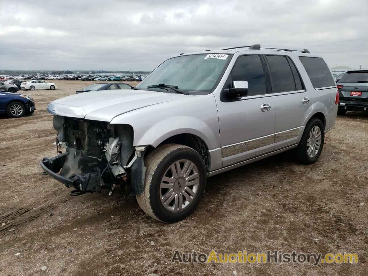 LINCOLN NAVIGATOR, 5LMJJ2J58EEL06549