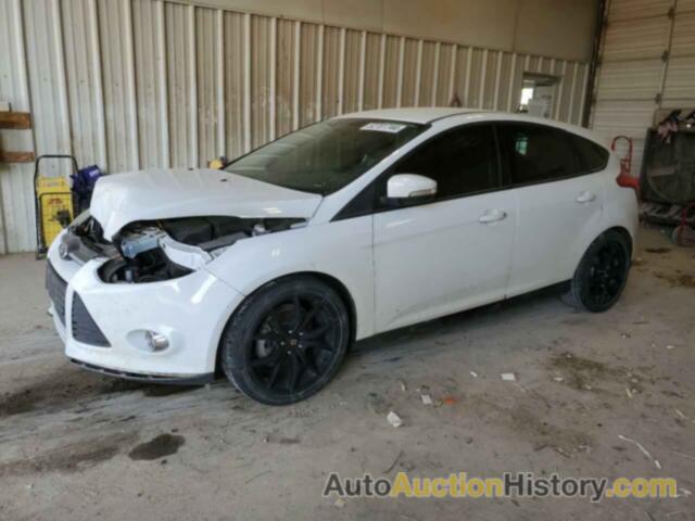 FORD FOCUS SE, 1FADP3K20EL372821