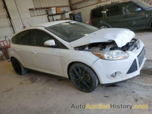 FORD FOCUS SE, 1FADP3K20EL372821