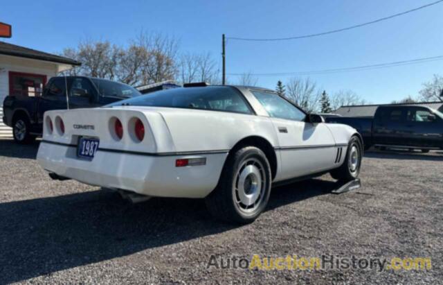 CHEVROLET CORVETTE, 1G1YY218XH5105616