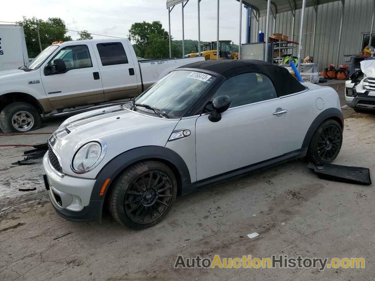 2013 MINI COOPER S, WMWSY3C59DT593840