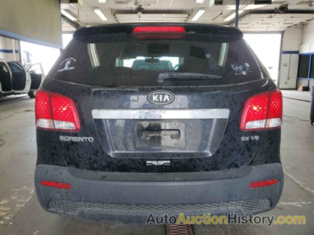 KIA SORENTO EX, 5XYKU4A29BG022984