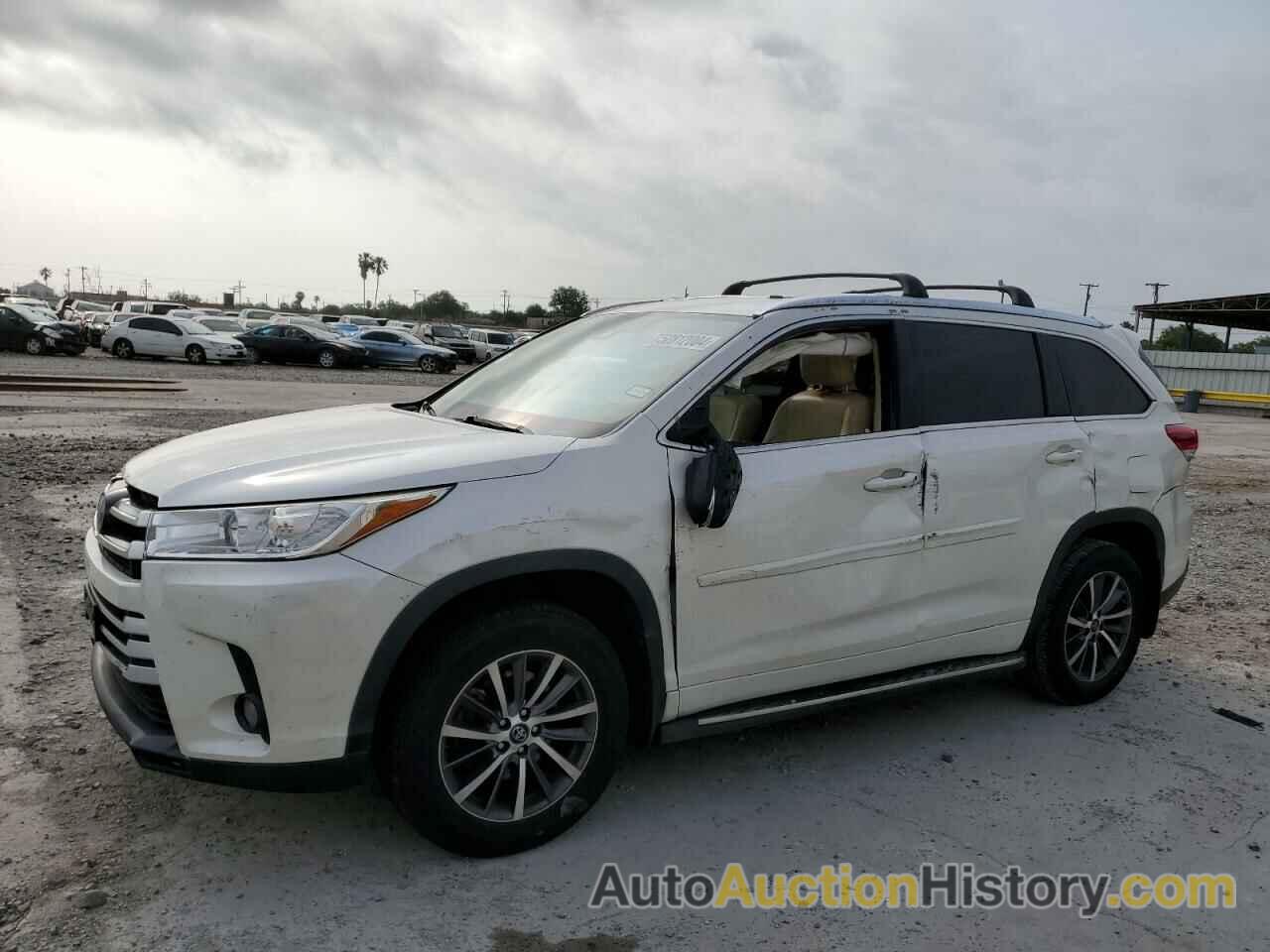 TOYOTA HIGHLANDER SE, 5TDKZRFH6HS509941