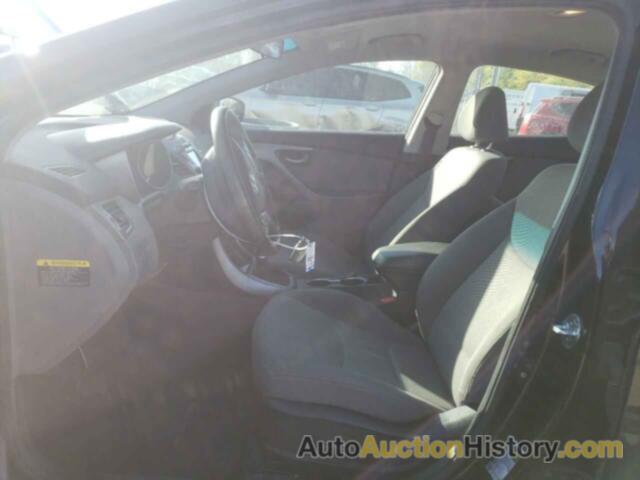 HYUNDAI ELANTRA SE, KMHDH4AH0GU586574