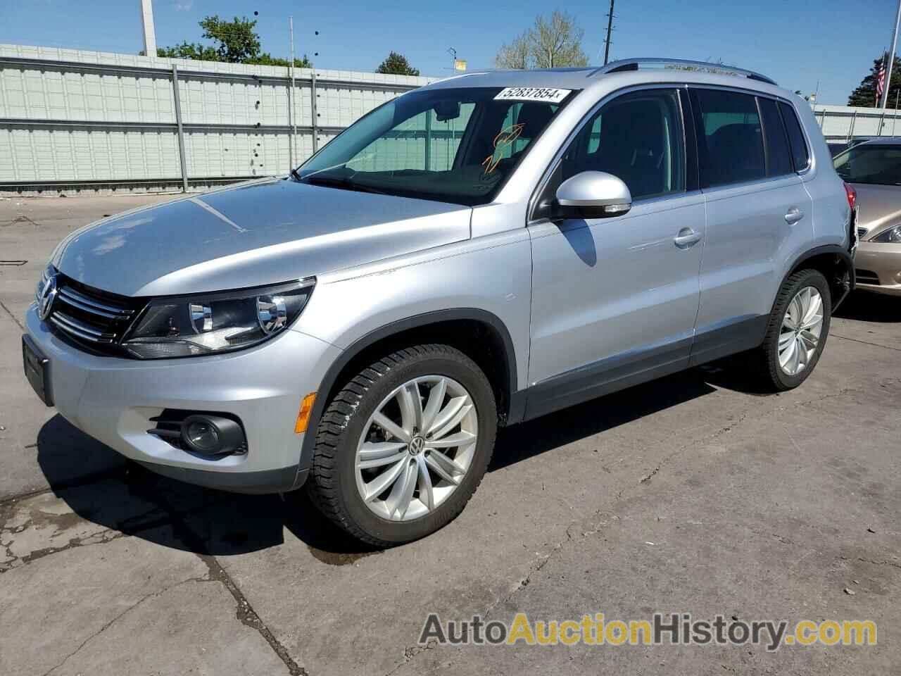 VOLKSWAGEN TIGUAN S, WVGBV7AX5FW105696