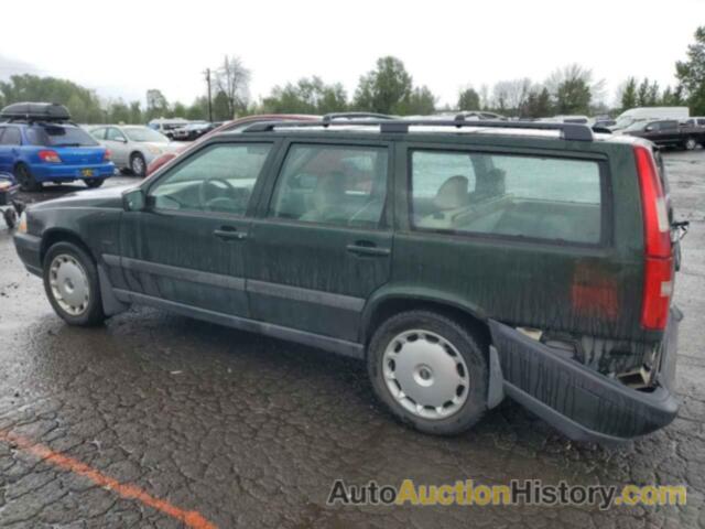 VOLVO V70 XC, YV1LZ5647W2489854