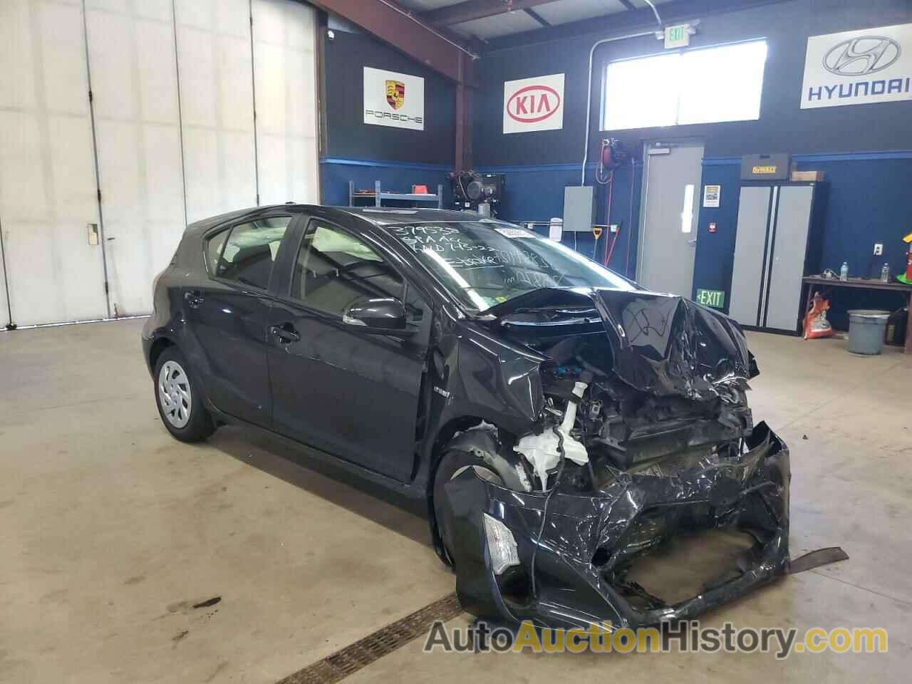 2016 TOYOTA PRIUS, JTDKDTB36G1132786