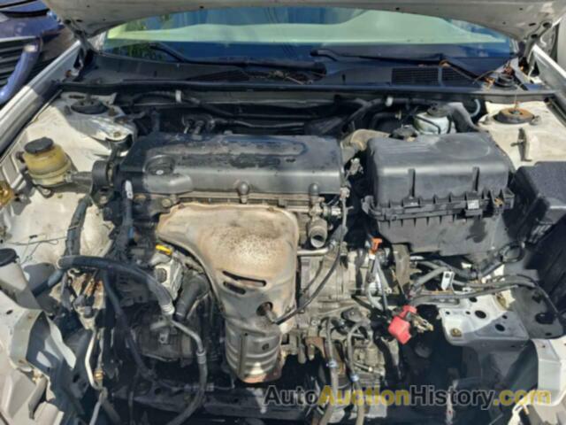 TOYOTA CAMRY LE, 4T1BE32K63U160967