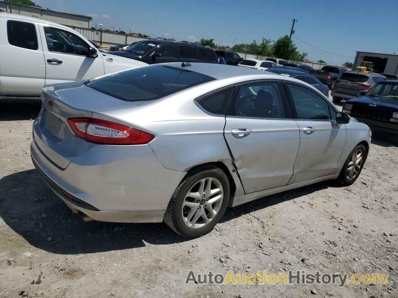 FORD FUSION SE, 3FA6P0H74FR130532