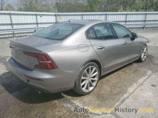 VOLVO S60 T6 MOMENTUM, 7JRA22TK0LG054676