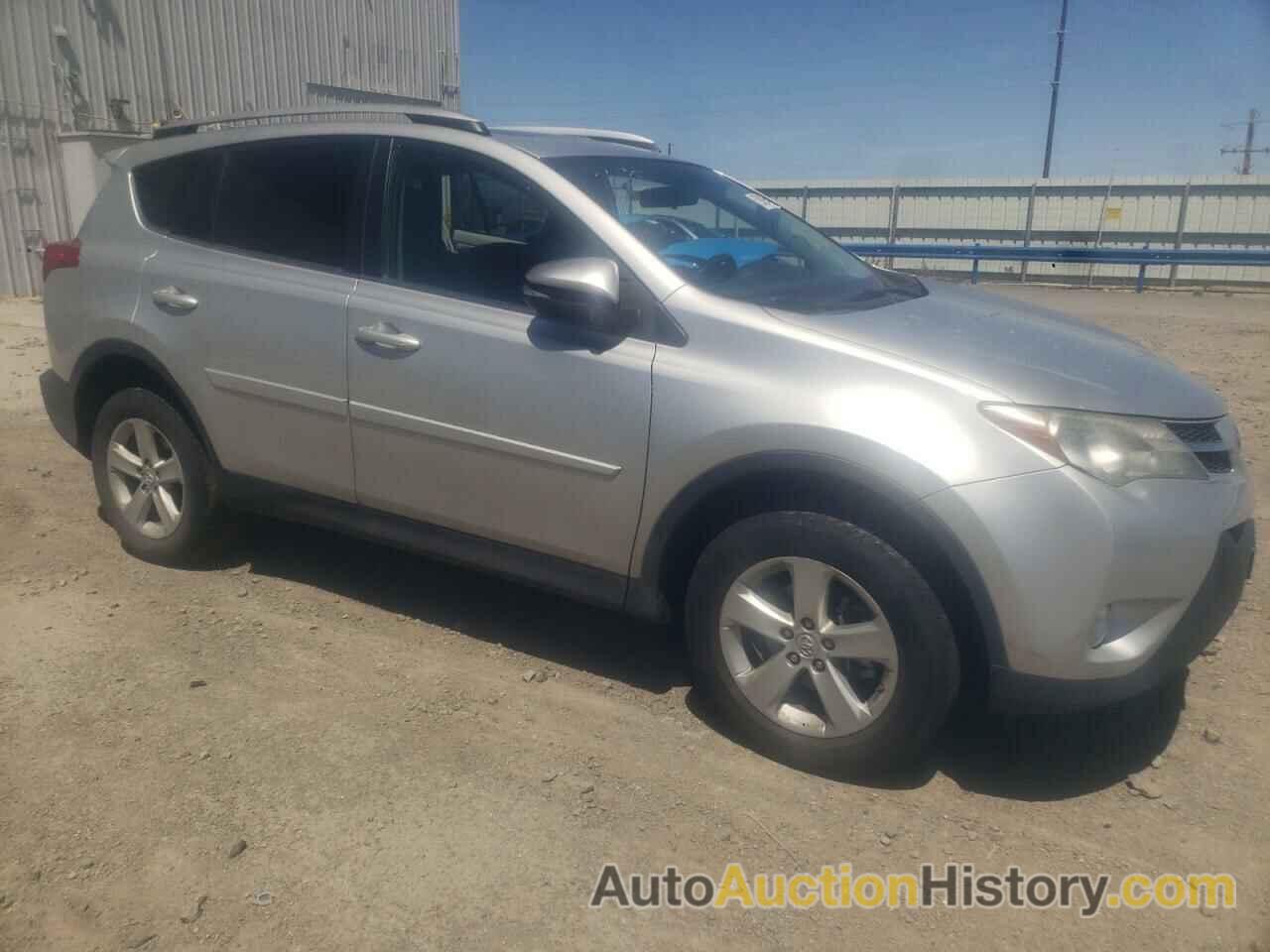 TOYOTA RAV4 XLE, 2T3RFREVXDW052655