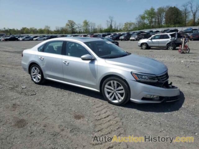 VOLKSWAGEN PASSAT SE, 1VWBA7A33JC023552