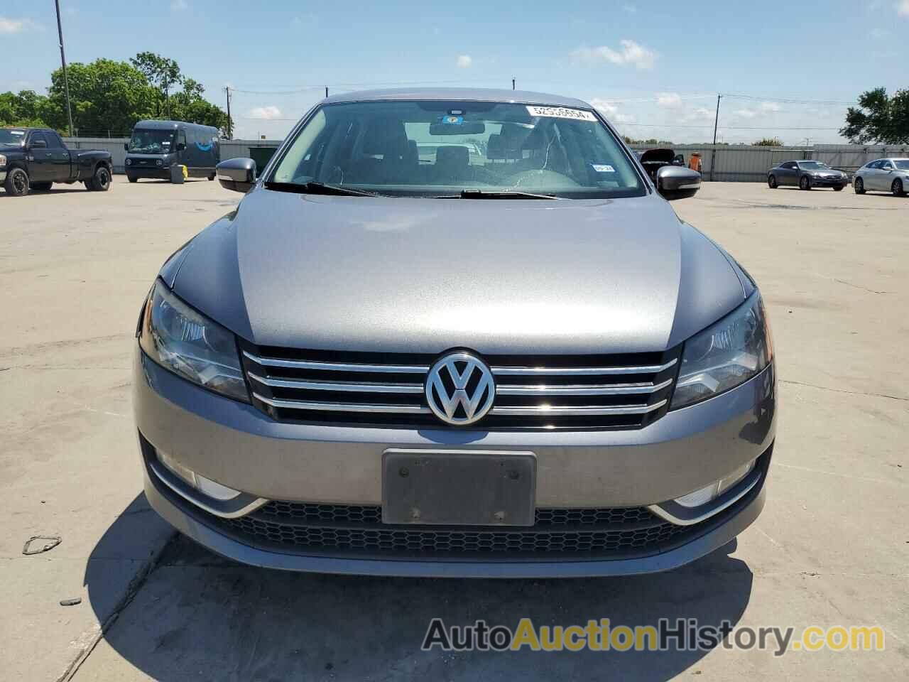 VOLKSWAGEN PASSAT S, 1VWAT7A39FC086894