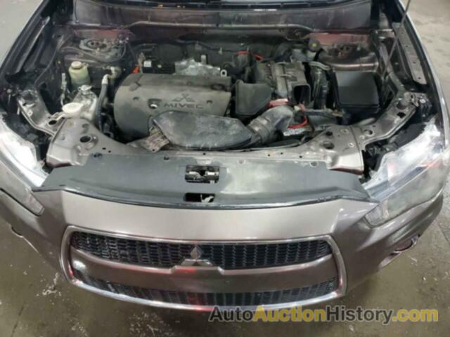 MITSUBISHI OUTLANDER SE, JA4JT3AW8CU002215