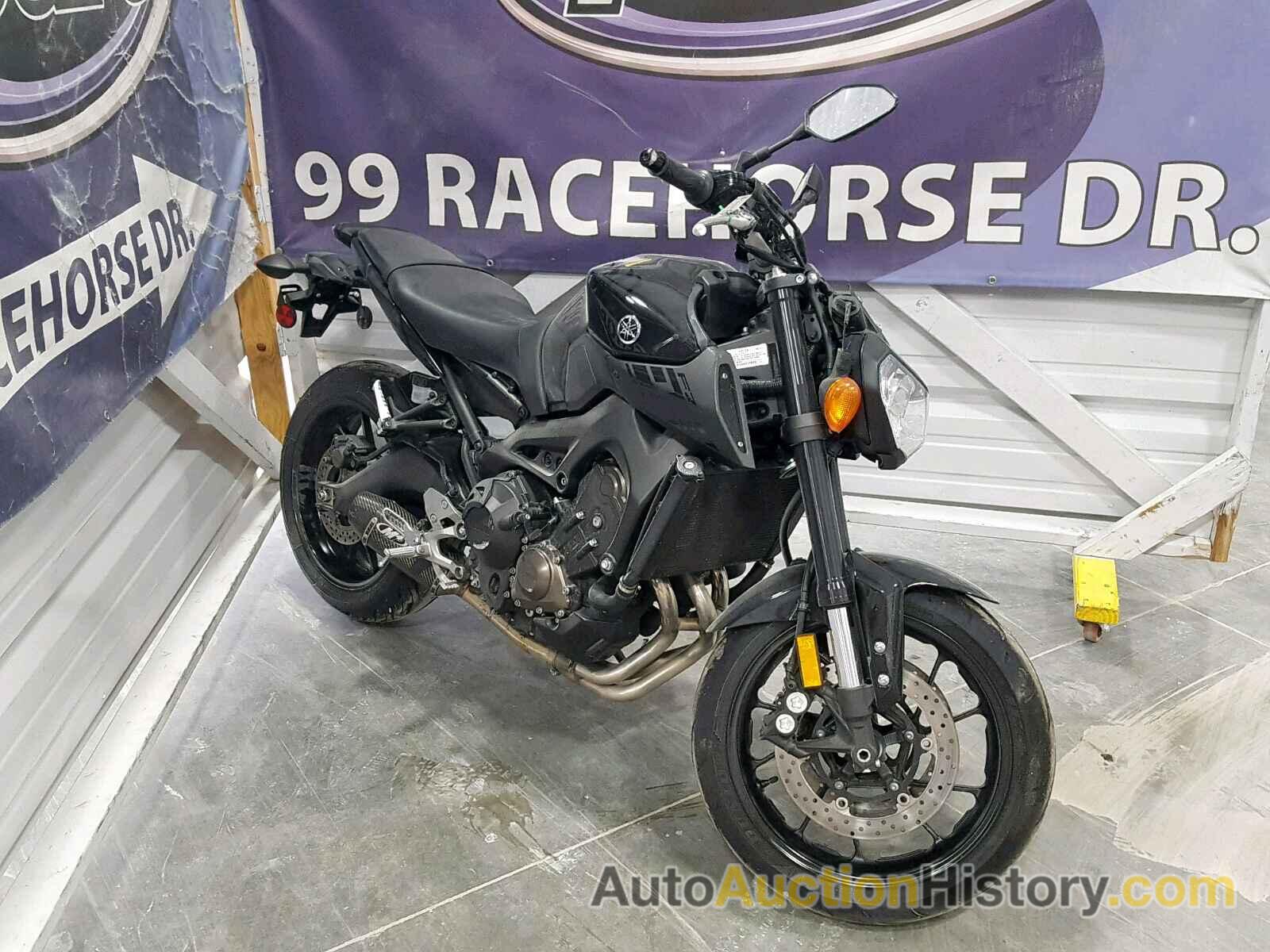 2016 YAMAHA FZ09, JYARN33E6GA010999