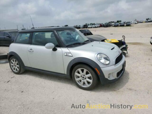 MINI COOPER S, WMWSV3C5XDT479483