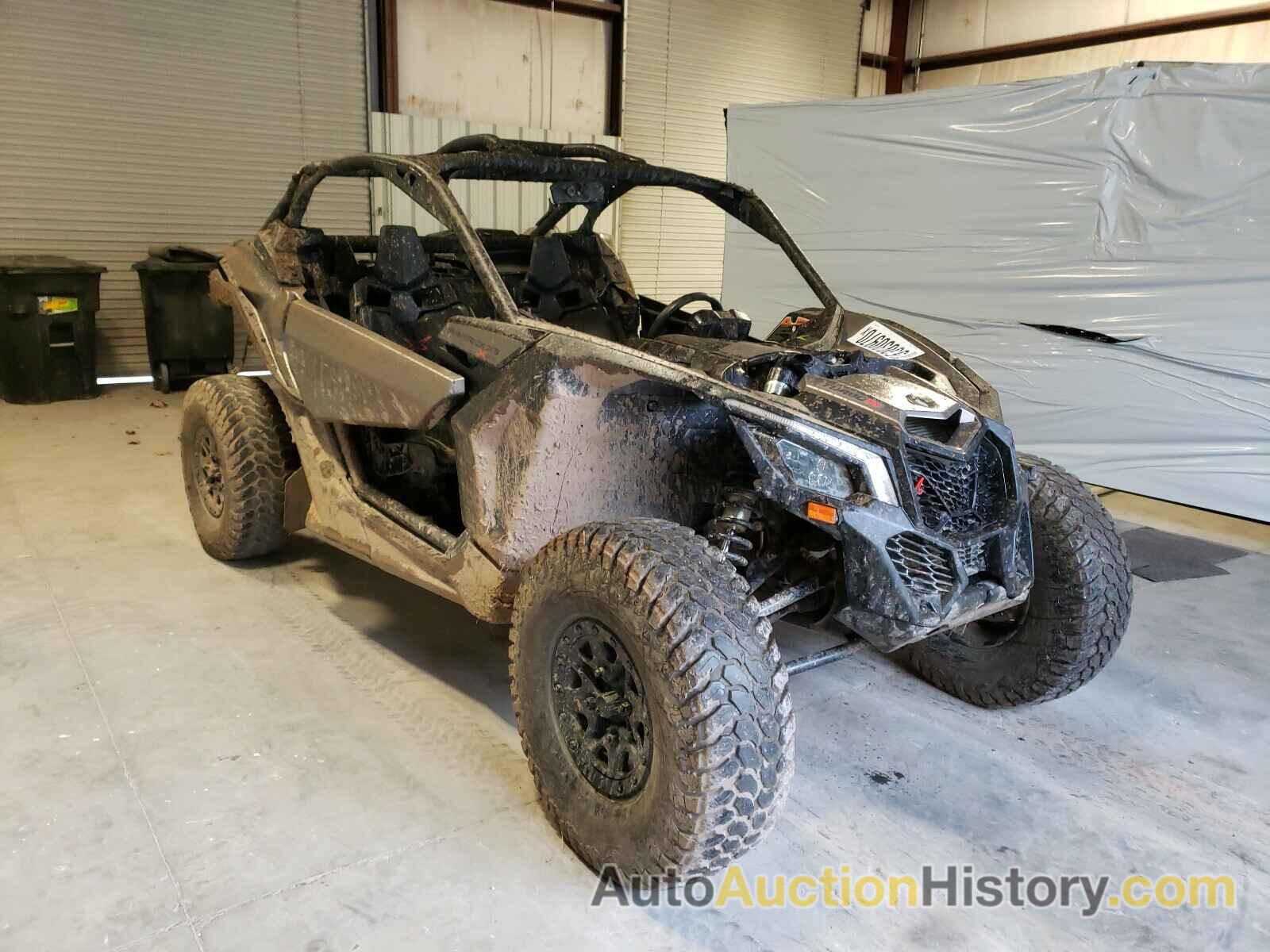 2018 CAN-AM SIDEBYSIDE X DS TURBO R, 3JBVDAW47JK001511