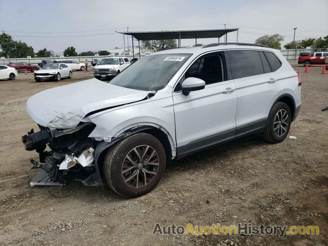 VOLKSWAGEN TIGUAN SE, 3VV3B7AXXJM211945