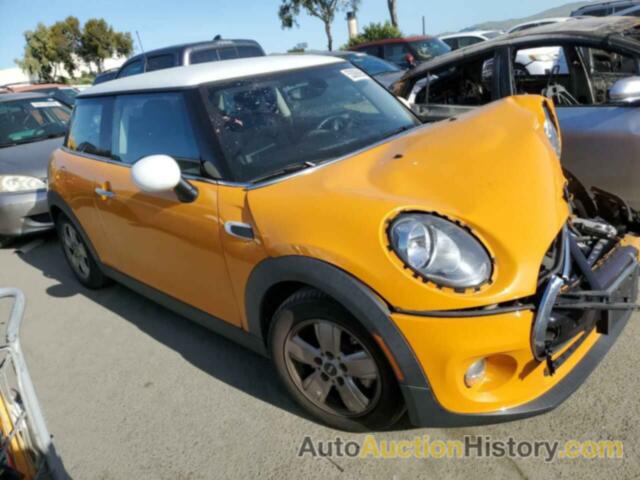 MINI COOPER, WMWXP5C51J2H28995