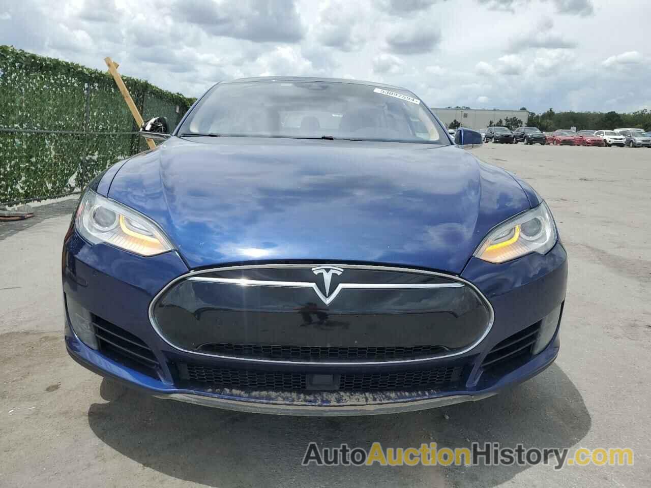 TESLA MODEL S, 5YJSA1E16GF132897