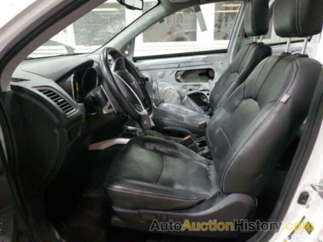 MITSUBISHI OUTLANDER SE, 4A4AR4AU1EE027441