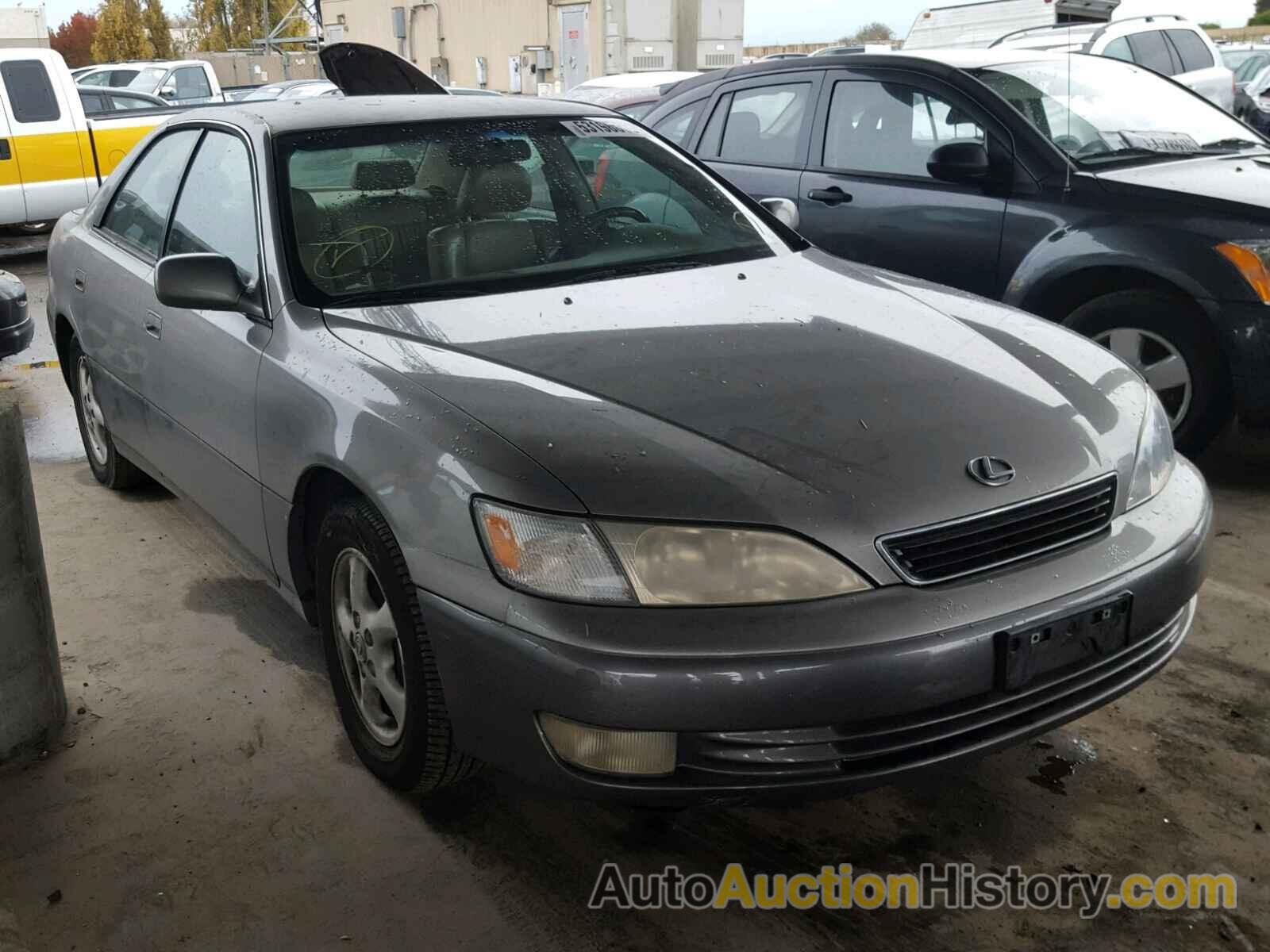 1999 LEXUS ES 300, JT8BF28G3X0221489