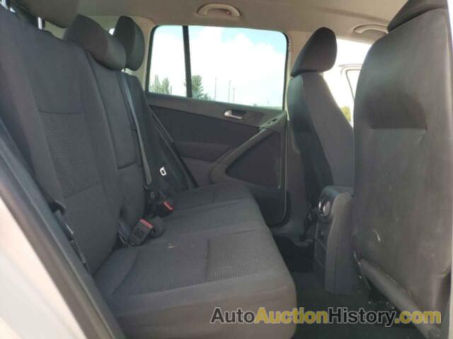 VOLKSWAGEN TIGUAN S, WVGAV3AX0DW613575