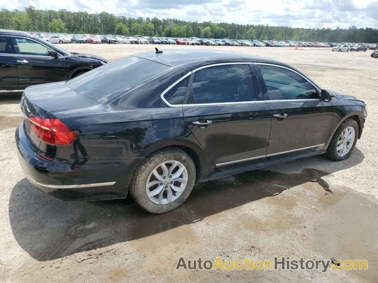 VOLKSWAGEN PASSAT S, 1VWAT7A37GC018014