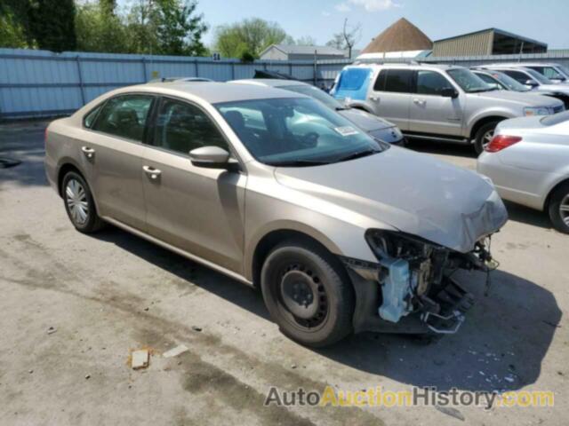 VOLKSWAGEN PASSAT S, 1VWAT7A31FC042033