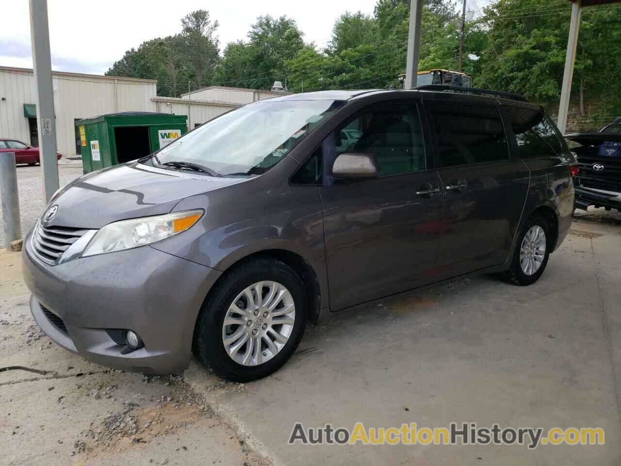 2015 TOYOTA SIENNA XLE, 5TDYK3DC7FS570425