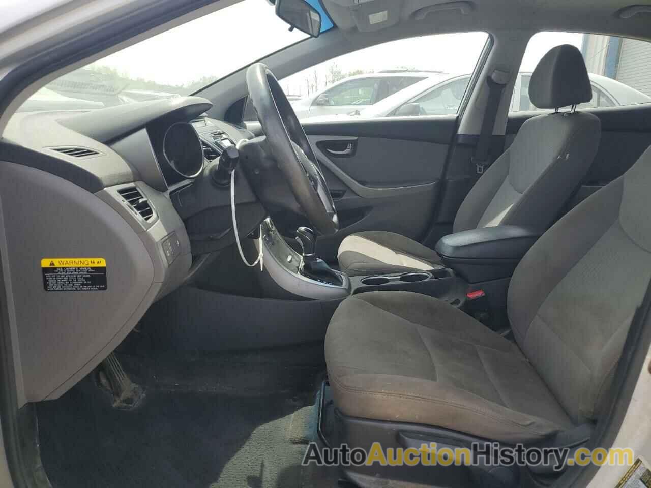 HYUNDAI ELANTRA SE, KMHDH4AE6EU099009